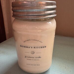 Antique Candle Co Momma’s Kitchen 16oz Candle New!